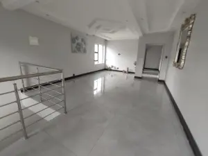 6 Bedroom House to Rent in Glen Lorne