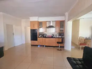 6 Bedroom House to Rent in Helensvale