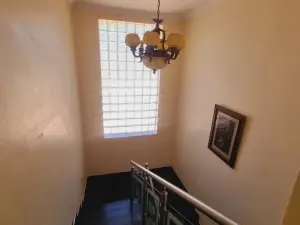 6 Bedroom House to Rent in Helensvale