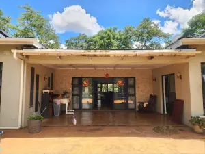 4 Bedroom House to Rent in Helensvale