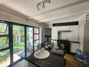 4 Bedroom House to Rent in Helensvale