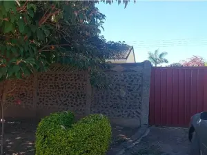 3 Bedroom House to Rent in Msasa Park