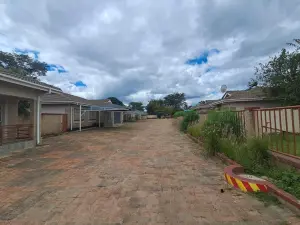 Townhouse/Cluster to Rent in Waterfalls