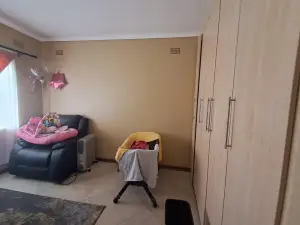 Townhouse/Cluster to Rent in Waterfalls