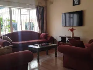 4 Bedroom House to Rent in Mandara