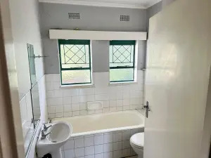 3 Bedroom House to Rent in Mount Pleasant