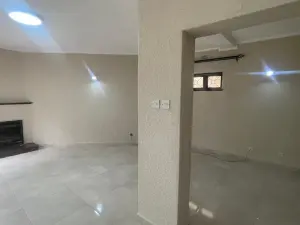 Townhouse/Cluster to Rent in Newlands