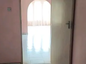 4 Bedroom House to Rent in Borrowdale West