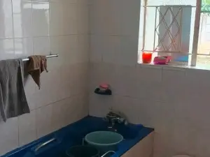 4 Bedroom House to Rent in Borrowdale West