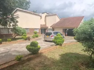 4 Bedroom House to Rent in Borrowdale West