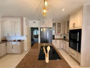 3 Bedroom House to Rent in Mount Pleasant