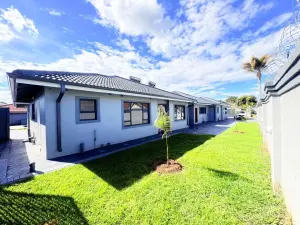 4 Bedroom House to Rent in Highlands