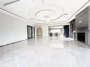 4 Bedroom House to Rent in Highlands