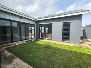 Townhouse/Cluster to Rent in Sandton Park