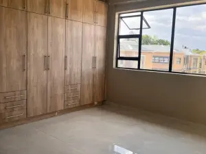 Flat/Apartment to Rent in Borrowdale West