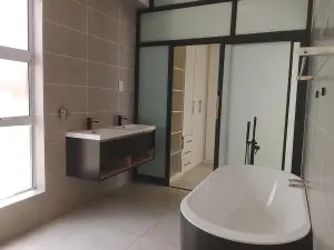 Townhouse/Cluster to Rent in Helensvale