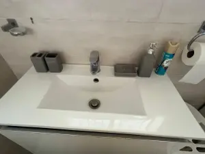 Flat/Apartment to Rent in Avondale