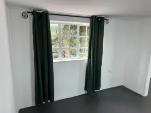 1 Bedroom Cottage/Garden Flat to Rent in Helensvale