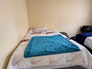 4 Bedroom Cottage/Garden Flat to Rent in Pomona