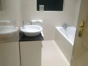 Flat/Apartment to Rent in Glen Lorne