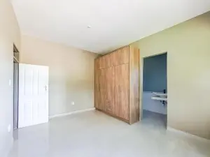 Flat/Apartment to Rent in Borrowdale West