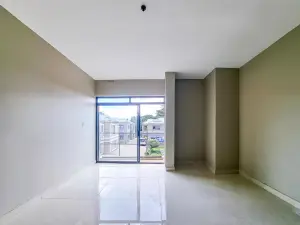 Flat/Apartment to Rent in Borrowdale West