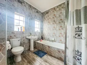 House to Rent in Marlborough