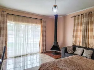 House to Rent in Marlborough