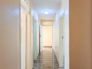 Townhouse/Cluster to Rent in Marlborough