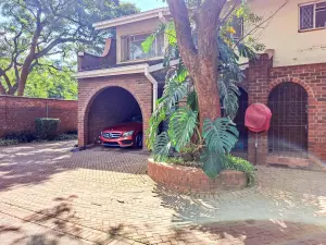 Townhouse/Cluster to Rent in Avenues