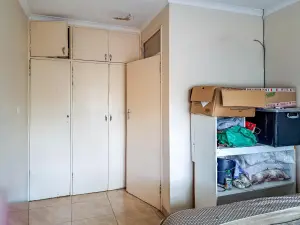 Townhouse/Cluster to Rent in Avenues