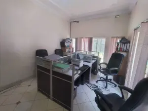 Other Commercial to Rent in Milton Park