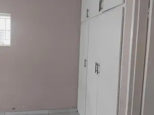 3 Bedroom House to Rent in Mainway Meadows