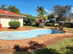 4 Bedroom House to Rent in Mount Pleasant