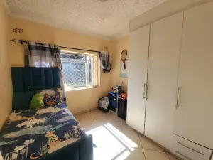 4 Bedroom House to Rent in Mount Pleasant