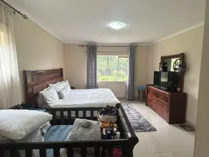 4 Bedroom House to Rent in The Grange