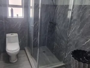 4 Bedroom House to Rent in Hatfield