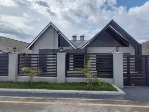 Townhouse/Cluster for Sale