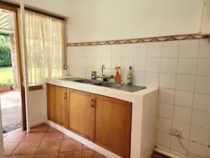 4 Bedroom House to Rent in Greendale North