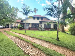4 Bedroom House to Rent in Greendale North