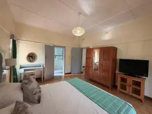 Other Commercial to Rent in Eastlea