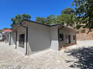 Townhouse/Cluster to Rent in Glen Lorne