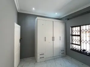 Townhouse/Cluster to Rent in Glen Lorne