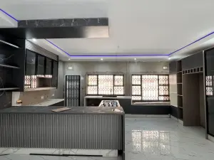 Townhouse/Cluster to Rent in Glen Lorne