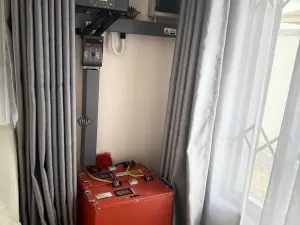 3 Bedroom Cottage/Garden Flat to Rent in Arlington