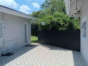 3 Bedroom House to Rent in Greendale