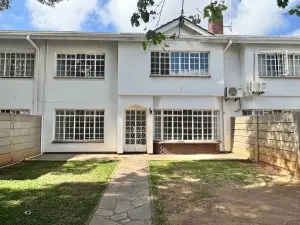 Townhouse/Cluster to Rent in Avenues