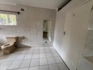 6 Bedroom House to Rent in Greendale