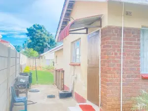 4 Bedroom House to Rent in Marlborough