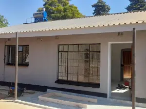 2 Bedroom Cottage/Garden Flat to Rent in Marlborough